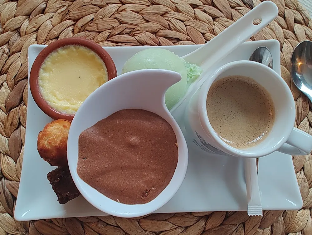 Café Gourmand