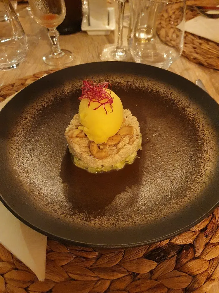 Poireaux Émietté de Tourteau Glace Mangue